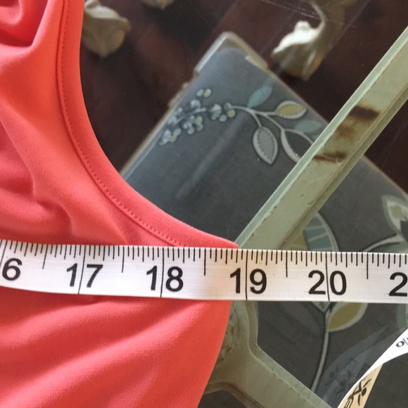 Calvin Klein Tank - Picture 4 of 4